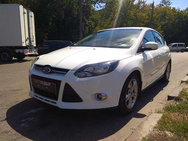 Ford Focus EcoBoost 2013