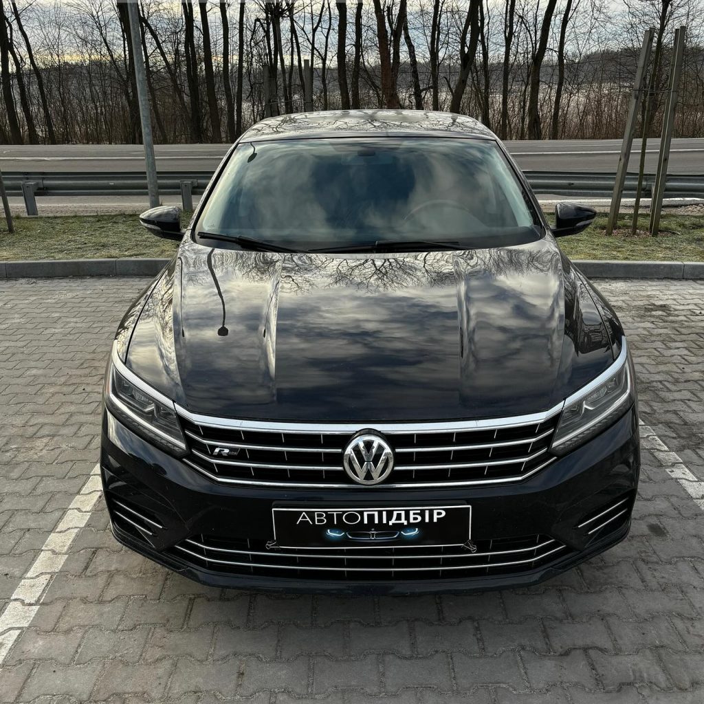 VW Passat RLINE 1.8 tsi 2017